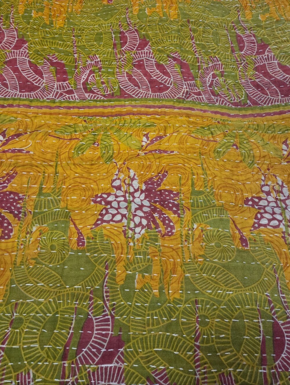 Kantha Cotton Quilt 85x55" - Picture 5 of 6